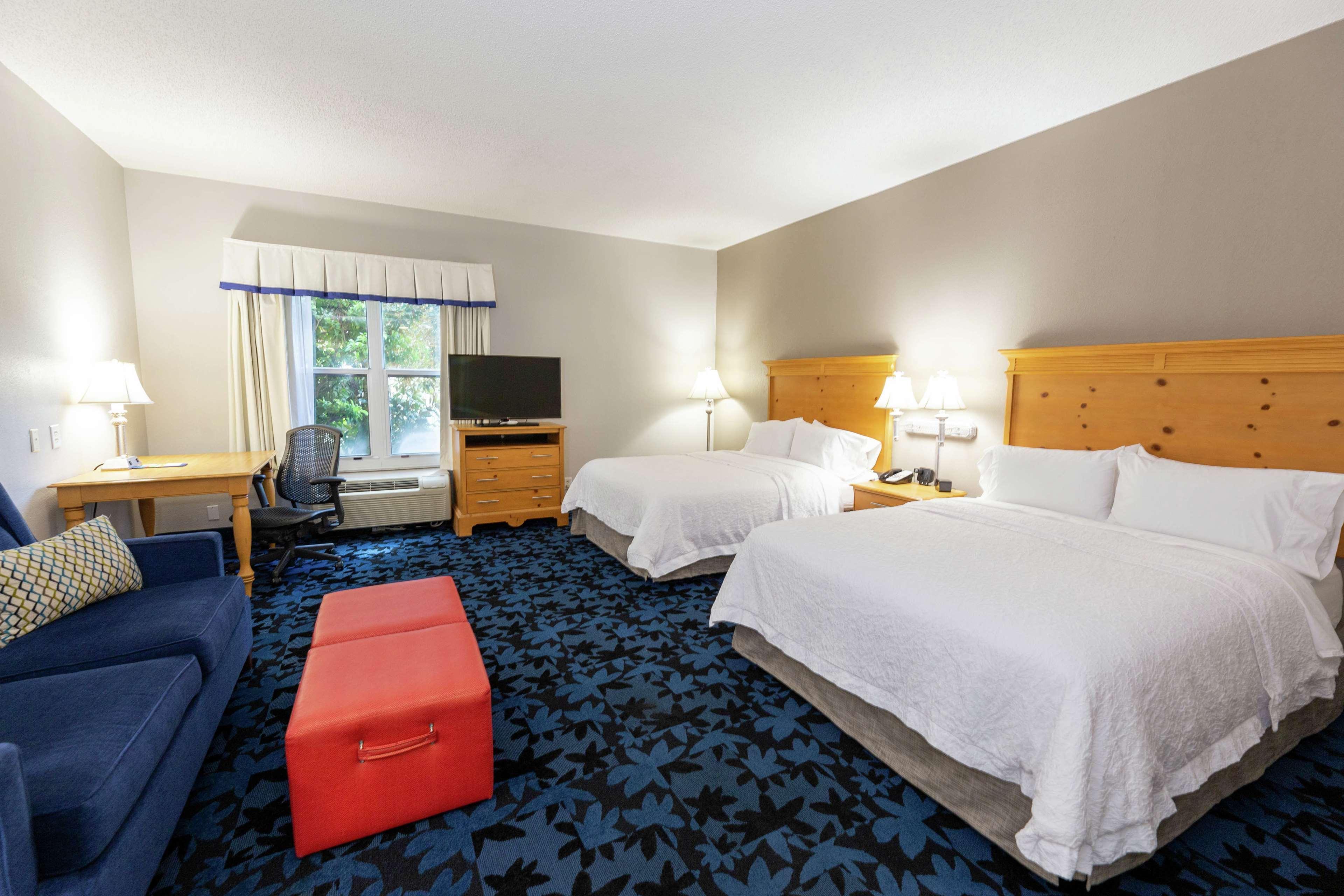 Hampton Inn & Suites Jacksonville Deerwood Park Екстериор снимка