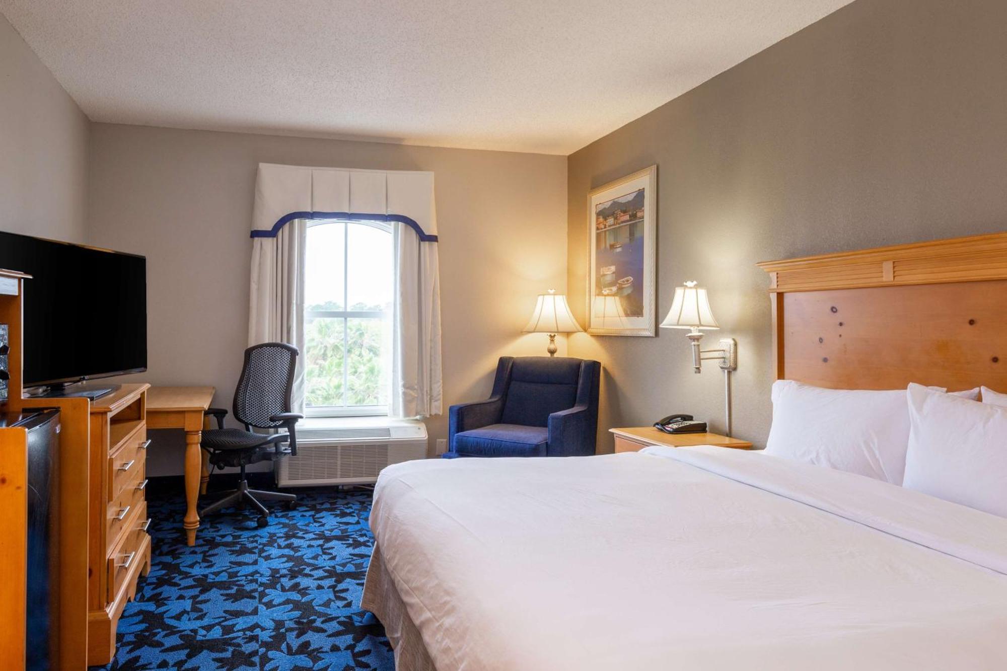Hampton Inn & Suites Jacksonville Deerwood Park Екстериор снимка