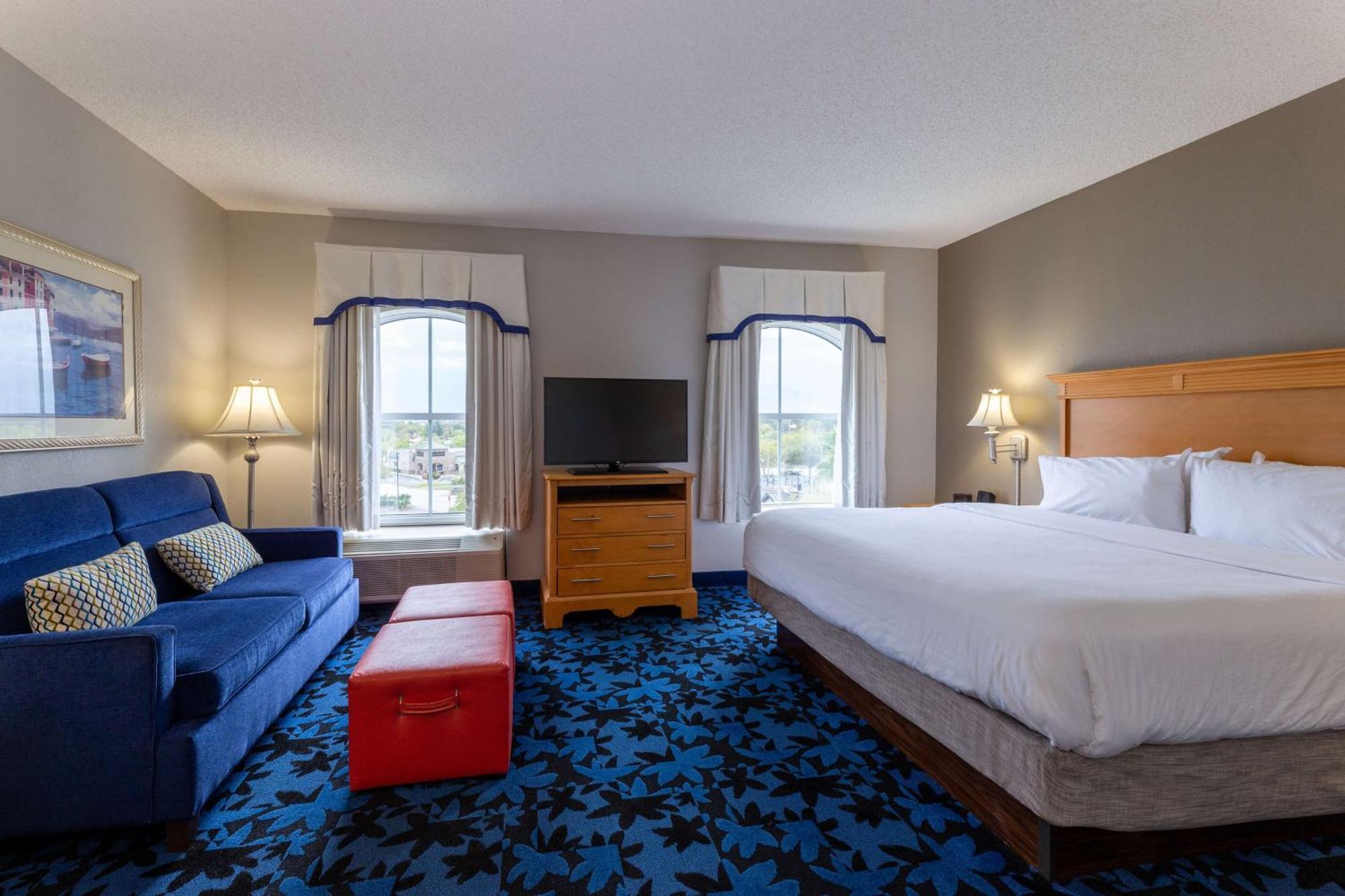 Hampton Inn & Suites Jacksonville Deerwood Park Екстериор снимка
